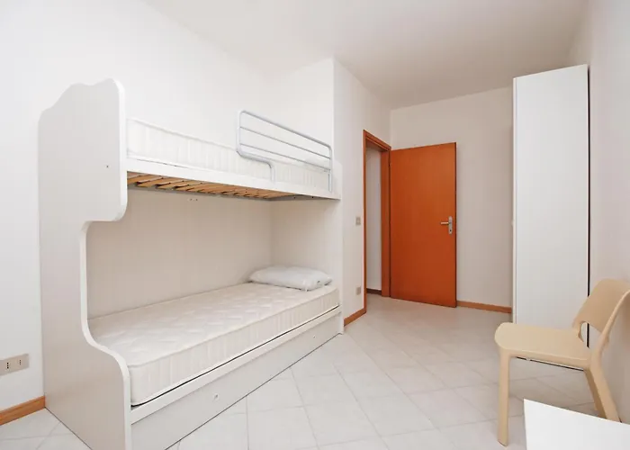 Corallo Aparthotel 4*